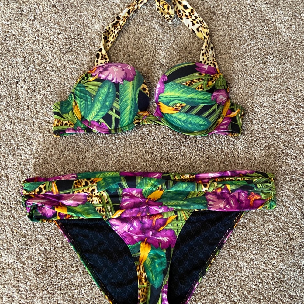 Tropical Print Victoria’s Secret Push-Up Bikini